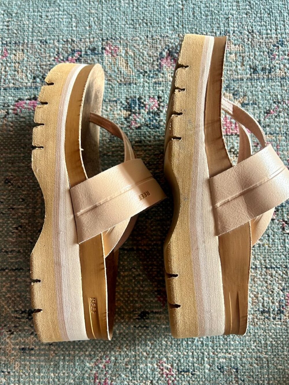 Reef Women’s Platform Thong Sandal - Beige & Tan - Size 7.5